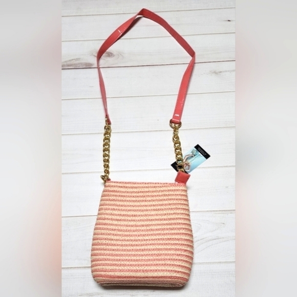 Charlie Paige Pink and Cream Straw Crossbody Bag - New With Tags - Picture 7 of 7